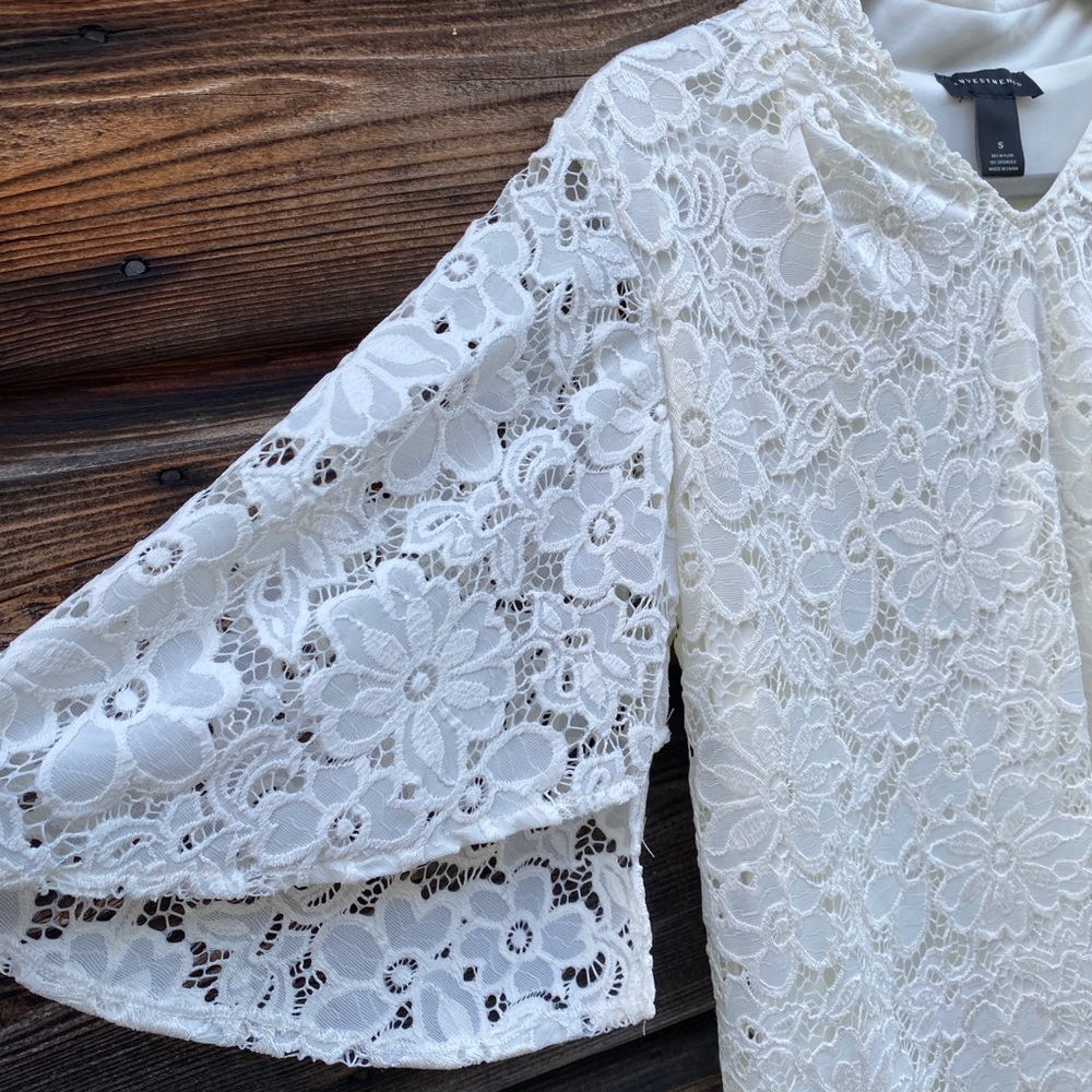 Investments Lined  White Lace V Neck Tunic - Picture 7 of 9